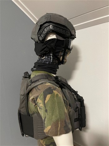 Image 3 for Invader Gear Reaper QRB Plate Carrier + mag pouches + sling + helm