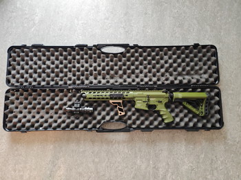 Image 2 for GC16 Predator M4  AEG with transport Case! And box!