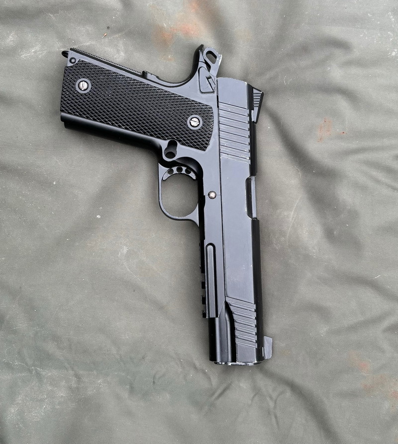 Afbeelding 1 van 1911 defect