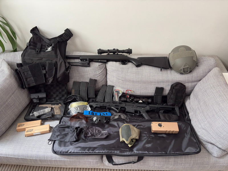 Image 1 pour XXXL Starter Set, Ares Amoeba M4 AM-013, CZ P-09, Spring Sniper
