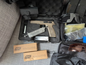 Bild für XXXL Starter Set, Ares Amoeba M4 AM-013, CZ P-09, Spring Sniper