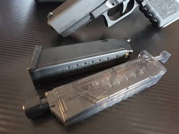 Image 5 pour Umarex Glock 17 Steel Slide met koffer, 2 magazijnen en speedloader