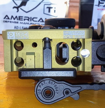 Afbeelding 4 van Aimpoint H2 2MOA / UNITY Micro Mount / American Defense QD TI Lever