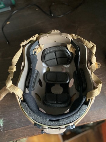 Afbeelding 2 van Multicam helm