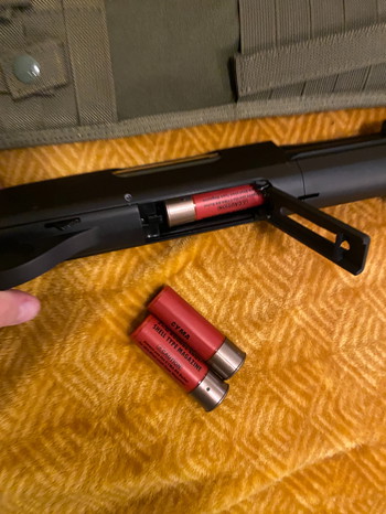 Afbeelding 2 van MINT pump-up shotgun de Cyma CM350 Long Shotgun