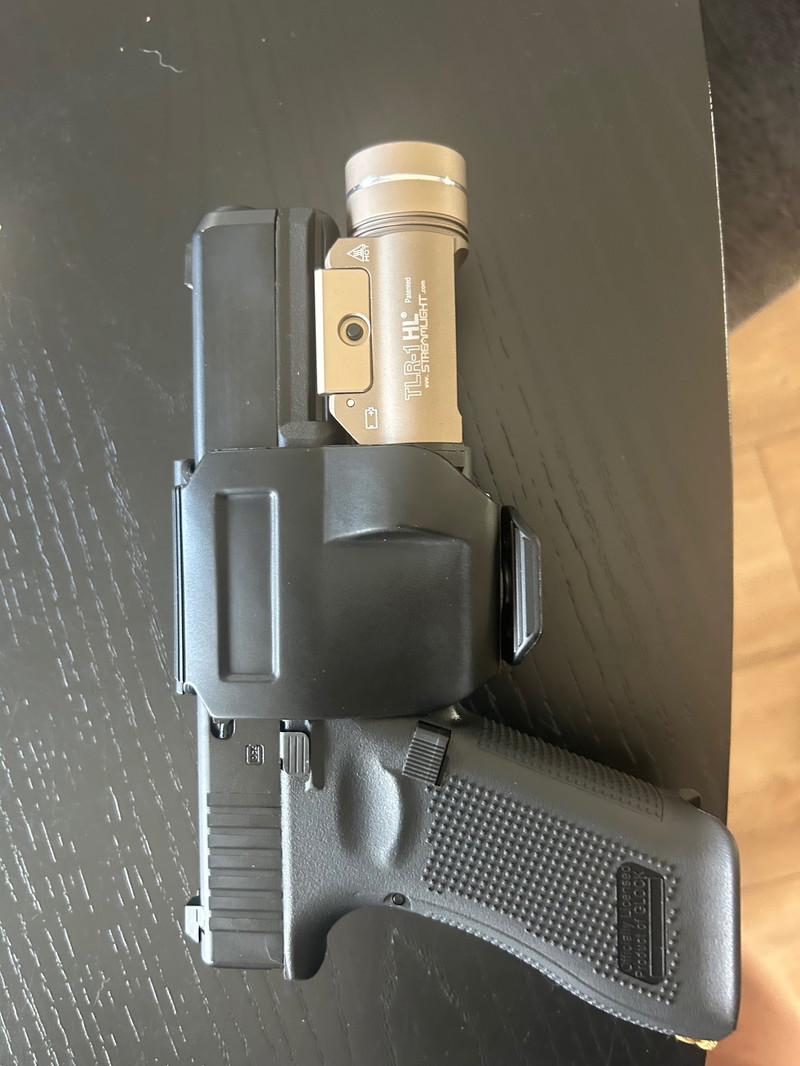 Image 1 for Glock 17 holster RH