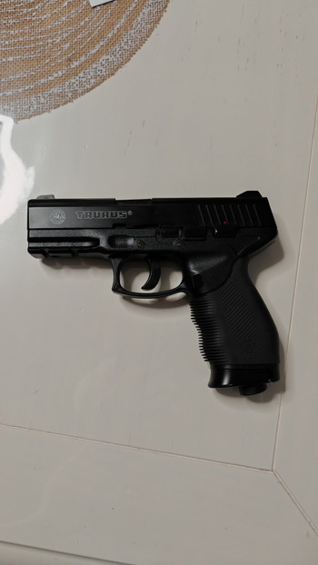 Image 2 for KWC Forjas Taurus PT 24/7 Cal 9mm (culasse ABS) + mallette + 3000 BBS