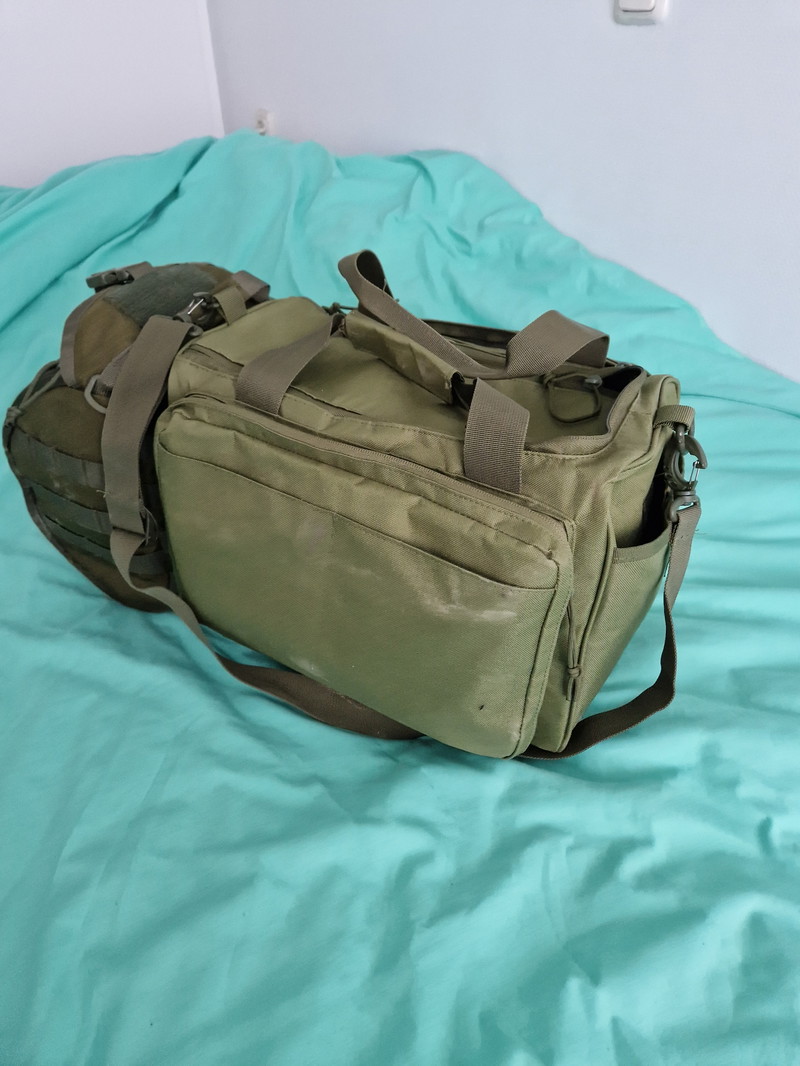 Image 1 for Gearbag and helmet bag