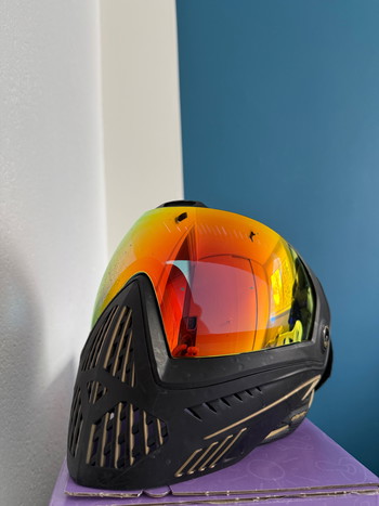 Imagen 3 de Dye i5 Onyx zwart/goud V2.0 airsoft/paintball masker