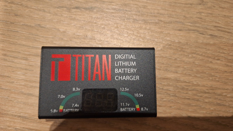 Image 1 pour Titan Digital charger