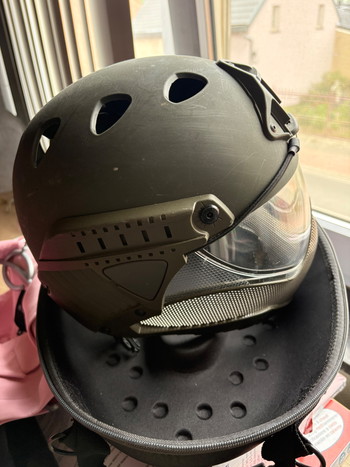 Afbeelding 4 van Warq helm met opberg tas van warq
