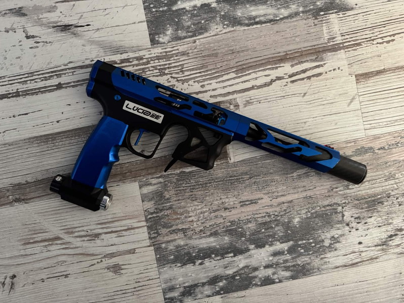 Afbeelding 1 van Monk Customs Rogue9 (1o1 Lucia)