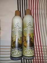 Afbeelding van 2 flessen green gas