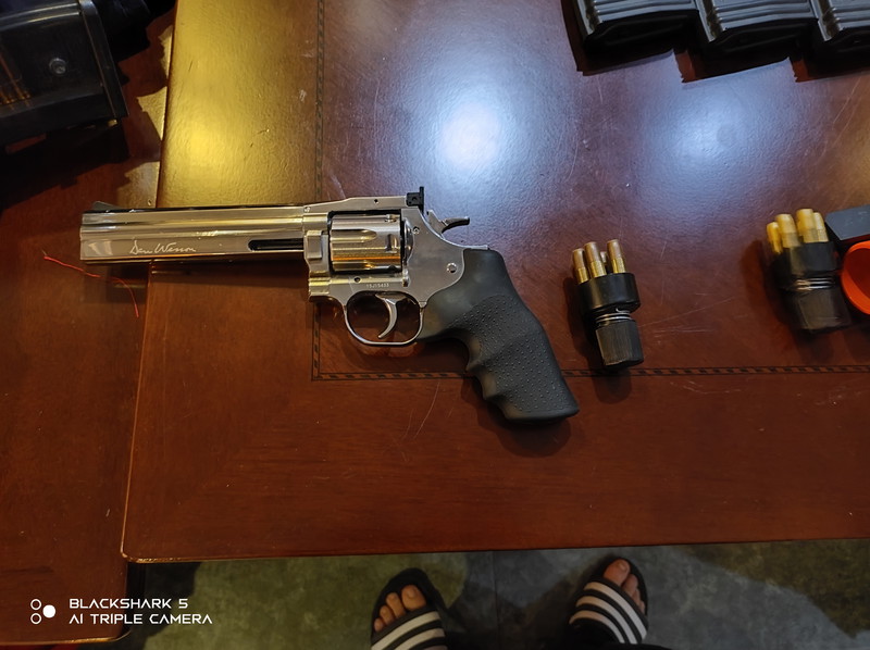 Image 1 for DAN WESSON 715 co²