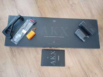 Image 4 for TOKYO MARUI AKX | INCLUSIEF 5 MAGS | NPAS & ACCESSOIRES