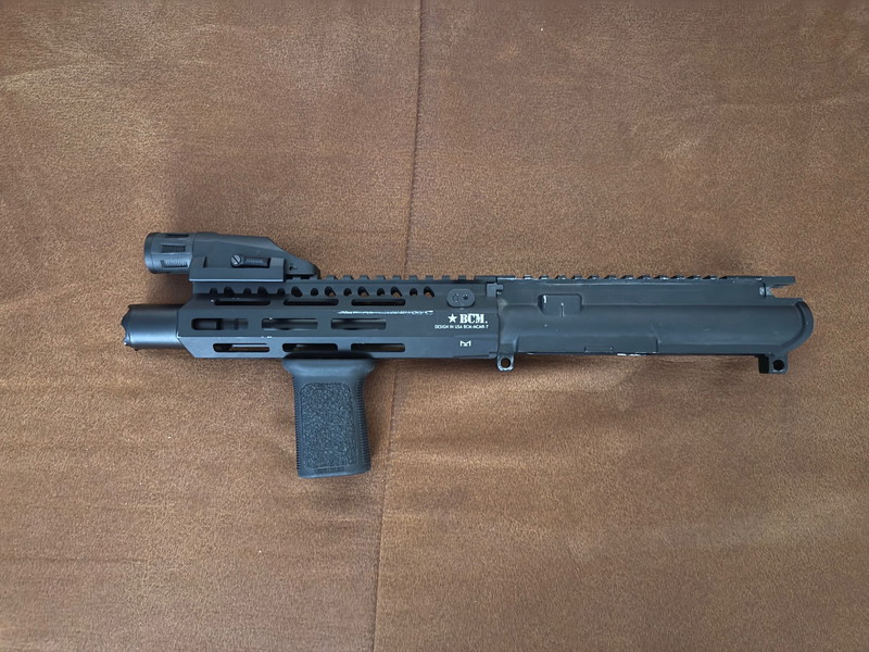 Afbeelding 1 van custom build 7' VFC AR-15 upper receiver van BCM