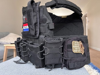 Imagen 2 de Warrior DCS Special Forces Plate Carrier Base Black + Accessoires