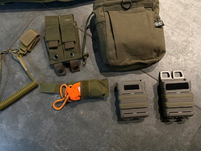 Afbeelding van Tactical belt met schouder riem en 6 pouches