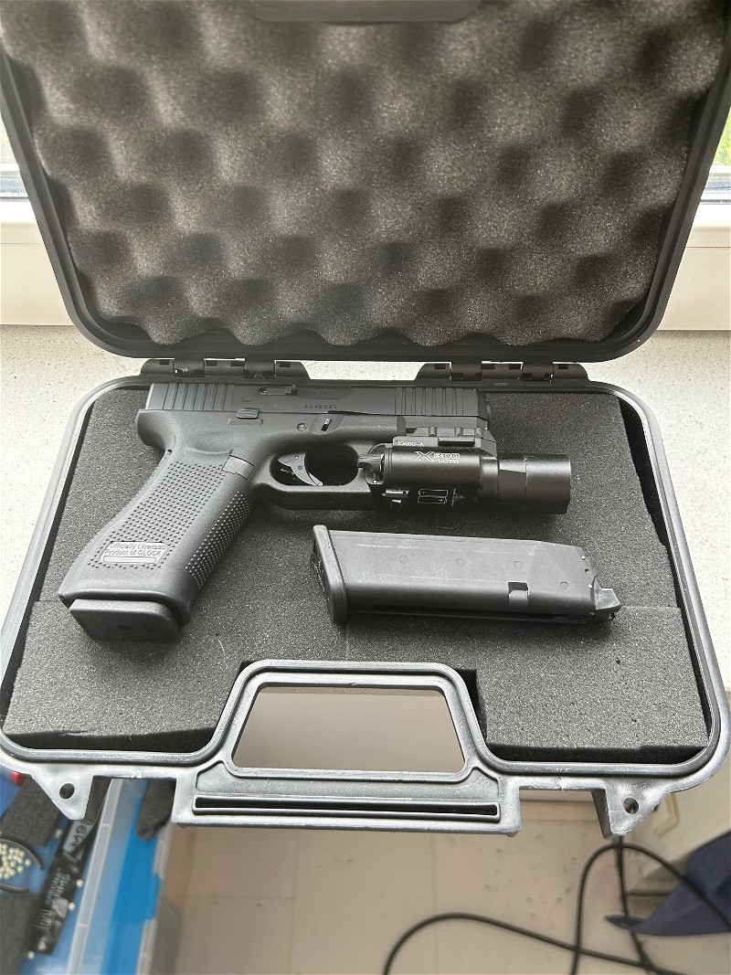 Afbeelding 1 van Glock 45 gen 5 upgraded Incl X300 + 2 mags + hardcase