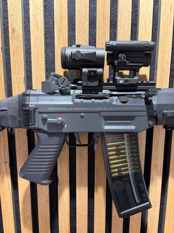 Imagen 3 de ICS Sig 552-2 Commando aeg