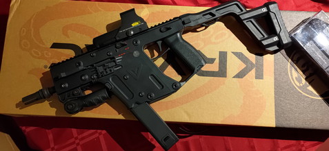 Afbeelding van Krytac Kriss Vector incl 4 midcaps, Eotech en grip