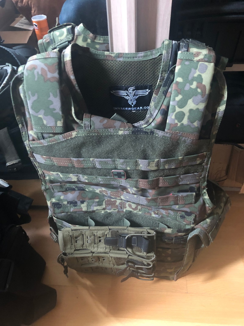 Image 1 pour Invader gear Mod Carrier Combo Flecktarn