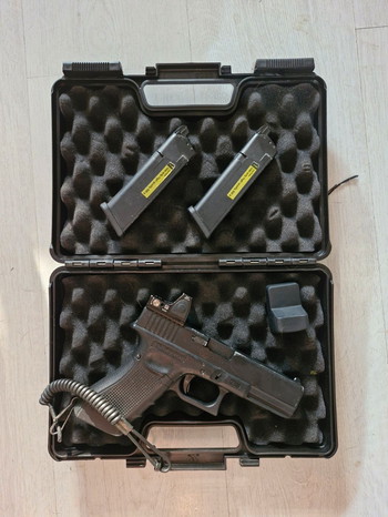 Afbeelding 2 van G&G RK74 CQB  +  Glock Umarex Gen3 GBB  + Shotgun 3Round burst