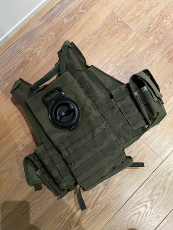 Afbeelding 2 van Vest MOLLE Rangers met pockets & camelback olive