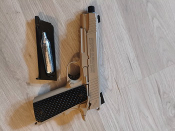 Image 2 pour Swiss arms en een glock 17 gen 5 te koop