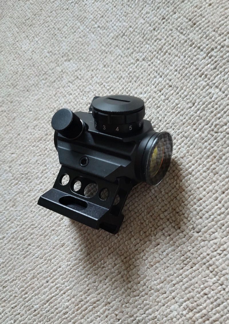 Image 1 for Nieuwe red dot sight met raiser