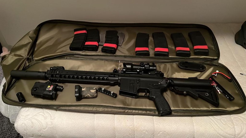 Image 1 for SA M4 V2 met upgrades