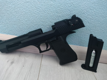 Imagen 2 de DESERT EAGLE DE .50 BLACK METAL VERSION | CO2 | KWC