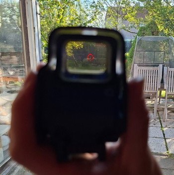 Afbeelding 3 van Namaak eotech holo en magnifier in goeie staat! Beide op verhoogde rail