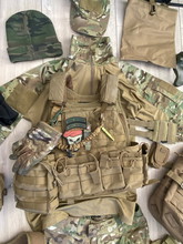 Afbeelding van Complete set kleding maat m + tactical vest