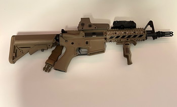 Imagen 3 de Mooie M4 met een mooi aantal upgrades!