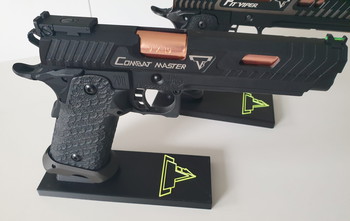 Bild 6 für PIT VIPER & COMBAT MASTER  ( splinternieuw)