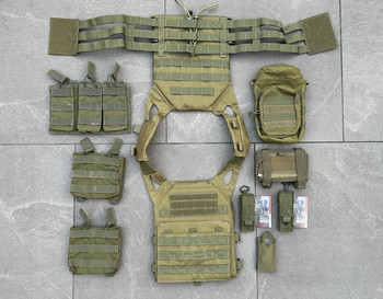 Afbeelding 4 van Plate Carrier en diversen Pouches kleur Olive Drab (OD)