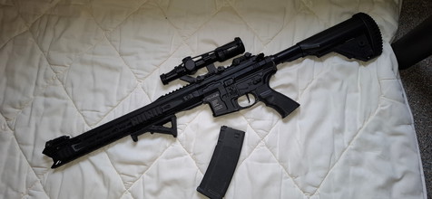 Afbeelding van CXP-MARS Komodo S1 Stock S3 Gen.2 - Black + Novritsch 1-4x Variable Scope + Toebehoren + Samurai Edge M9 Standard, Gas Blowback, Tokyo Marui, Defectieve.