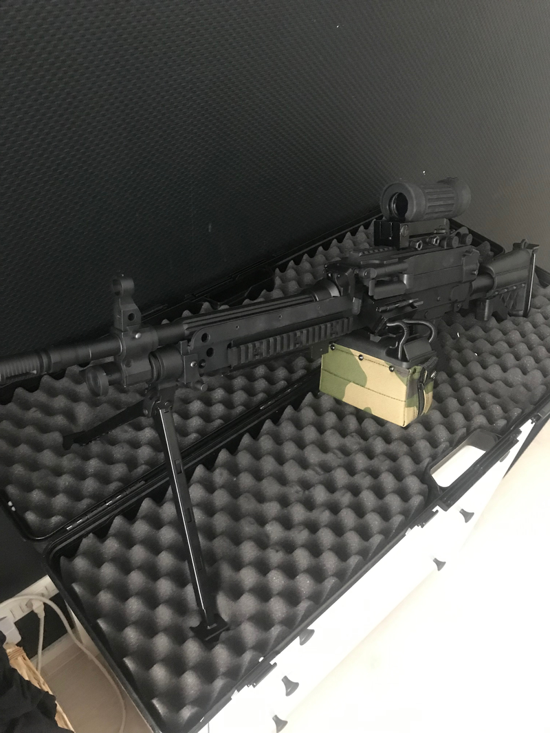 Bild 1 für FN HERSTAL MK46 + Elcan repro + 1500rnd boxmag