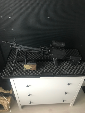 Afbeelding 2 van FN HERSTAL MK46 + Elcan repro + 1500rnd boxmag