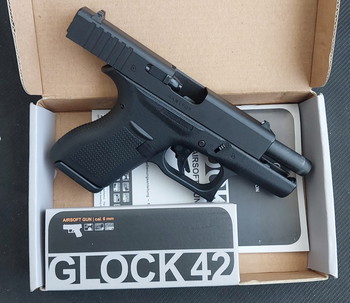 Image 2 pour Umarex Glock 42