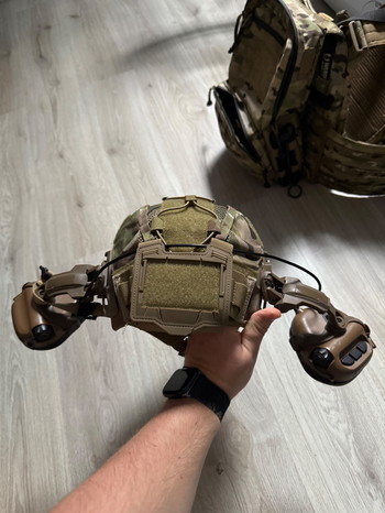 Imagen 2 de Helm met Earmor headset