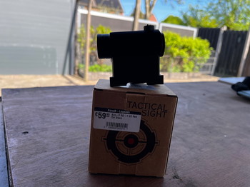 Afbeelding 2 van Te koop red dot AIM-O T1