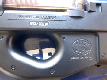 Image 2 for FN P90 mag weg tegen elk aannemelijk bod