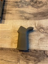 Afbeelding van Pts pistol grip voor m4 kleur FDE