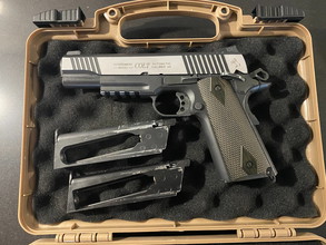 Image for Colt 1911 Dual Tone