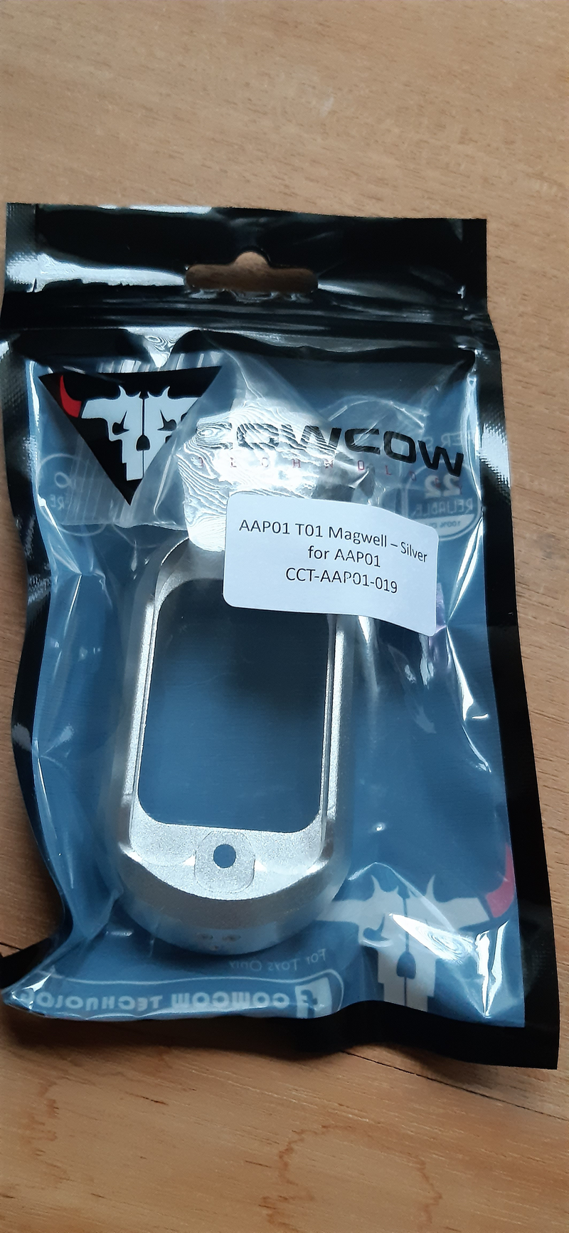 Imagen 1 de AAP-01 T01 Magwell - Silver cowcow