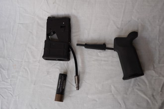 Image for Airtac TM MWS Shotgun Shell HPA Adapter, Originele Magpul Grip en 12 Shells