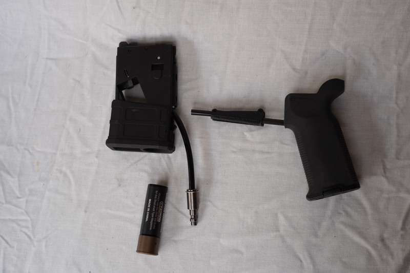 Image 1 for Airtac TM MWS Shotgun Shell HPA Adapter, Originele Magpul Grip en 12 Shells