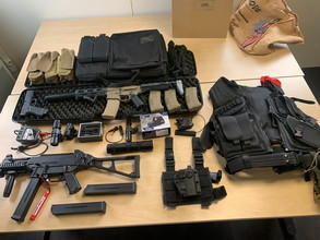Imagen para LOT EQUIPEMENT AIRSOFT
